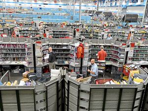 Supporting image for story: Christmas staff recruitment for Wolverhampton's Royal Mail office 