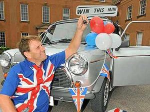 Supporting image for story: Classic cars to fill grounds of Himley Hall
