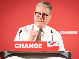 Supporting image for story: Why is Labour leader Sir Keir Starmer accused of a left-wing purge?