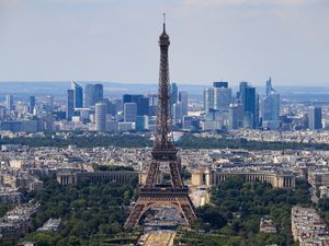 Supporting image for story: France tightens restrictions on travel from UK due to Indian variant