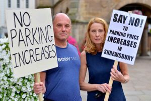 Organisers Jeff Anderson from Bodytech gym and Gwen Burgess from Darwin's Coffee Shop