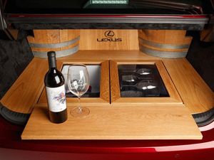 Supporting image for story: Lexus brings wine-dispensing saloon to aftermarket car show