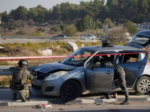 Supporting image for story: One Israeli killed and three wounded in West Bank attack