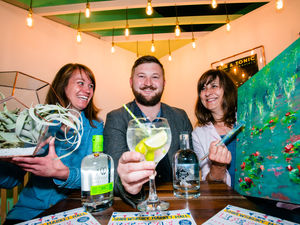 Supporting image for story: Shrewsbury Market raises a glass to lifestyle festival
