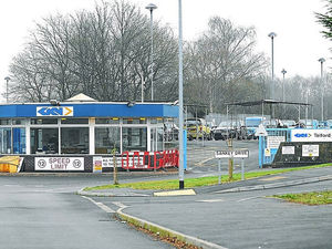 Supporting image for story: 'Wheeler dealers' to pocket massive £140 million in GKN takeover - union