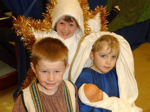 Supporting image for story: Send us your school nativity pictures