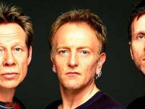 Supporting image for story: Supporting role for Leppard star Phil