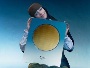 Supporting image for story: Billie Eilish ‘honoured and humbled’ by becoming Apple Music Artist Of The Year