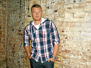 Supporting image for story: Freddie Flintoff to star in Fat Friends The Musical at Birmingham