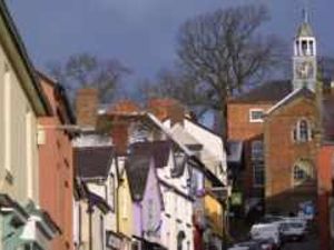 Supporting image for story: Clock tower fall man tells of recovery