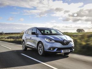 Supporting image for story: UK Drive: Renault's Grand Scenic takes on accomplished rivals from the crossover class