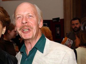 Supporting image for story: Sitcom stars lead tributes to ‘wonderful’ Man About The House actor Brian Murphy