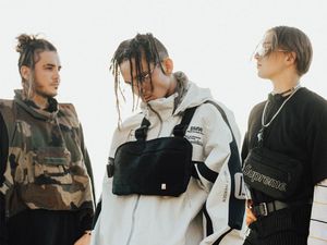 Supporting image for story: Chase Atlantic to play Birmingham