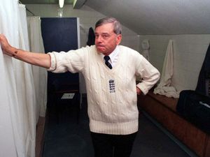 Supporting image for story: Yorkshire remember Dickie Bird ahead of County Championship match at Headingley