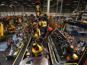 Supporting image for story: UK car production rises for first time in almost a year but figures still behind pre-pandemic levels