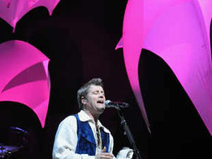 Supporting image for story: Tribute to stand-in as he nails Yes classics