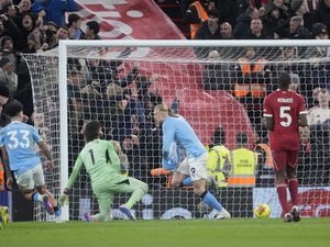 Supporting image for story: Pep Guardiola: Erling Haaland showed trait that defines good players at Anfield