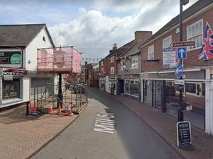 Supporting image for story: Takeaway’s bid to open until 3am sparks objections