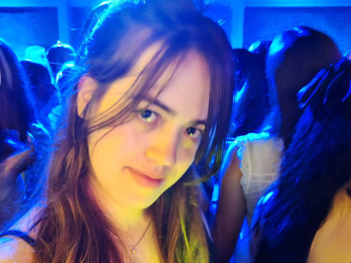 Doctors missed chances to save girl who had meningitis, parents tell inquest