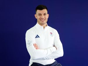 Supporting image for story: Skeleton world champion Matt Weston plays down possible ban on new GB helmets