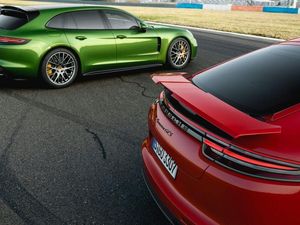 Supporting image for story: Porsche adds GTS option to Panamera range