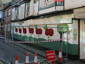 Supporting image for story: Market Drayton street closed over building safety fears