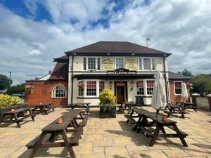 Supporting image for story: Shrewsbury pub needs more space to keep both diners and drinkers 'happy'