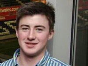 Supporting image for story: Memorial for cricketer James