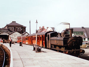 Supporting image for story: Archive photos of the Oswestry to Gobowen railway show much-missed line before closure