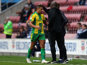 Supporting image for story: Darren Moore urges West Brom to move on as Jake Livermore apologises