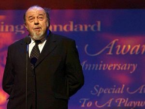 Supporting image for story: Ex-theatre director Sir Peter Hall dies aged 86