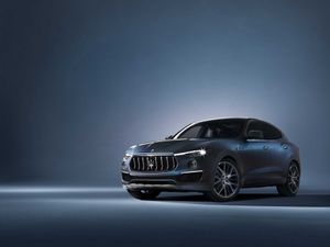 Supporting image for story: The new Maserati Levante Hybrid is ‘major step forward’ for firm’s electrification plans