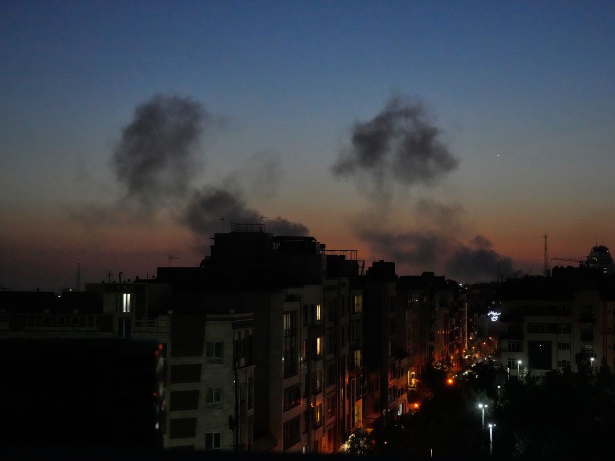 Iran targets Gulf States as US warns campaign will intensify