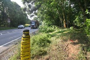 BORDER COPYRIGHT NATIONAL WORLD STEVE LEATH 17/06/2025Scene of a crash on the A5, just after the Five crosses island for Gobowen, near Oswestry.