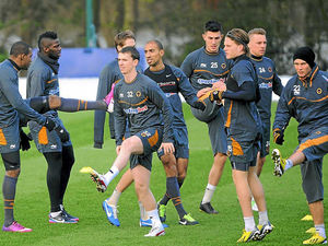 Supporting image for story: Wolves players prepare in training for Owls trip