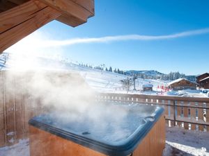 Supporting image for story: Review: Sun, snow and skiing in the beautiful village of Les Gets, courtesy of VIP SKI