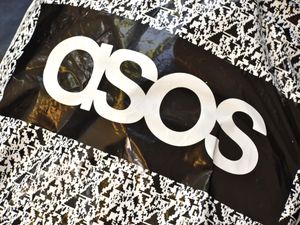 Supporting image for story: Asos using AI stylists to help boost flagging sales