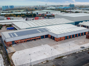Supporting image for story: West Bromwich logistics letting