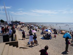 Supporting image for story: Moves to help bus drivers during heatwave