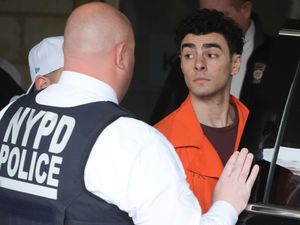 Supporting image for story: Healthcare chief shooting suspect to return to New York to face murder charges