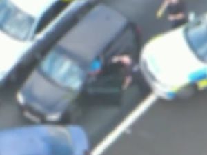 Supporting image for story: Police reveal dramatic arrest footage after armed robbery in Staffordshire