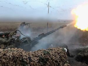 Supporting image for story: Ukraine strikes cut power and heating in two Russian cities