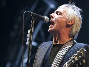 Supporting image for story: Paul Weller shows he is still the top man
