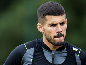 Supporting image for story: Wolves cannot recall Conor Coady from Everton loan