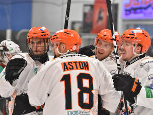 Supporting image for story: Telford Tigers bring their best as legend Chuck Taylor is honoured