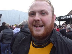 Supporting image for story: 'We're not going to get a better chance than this!' Wolves fans dreaming of Wembley - WATCH 