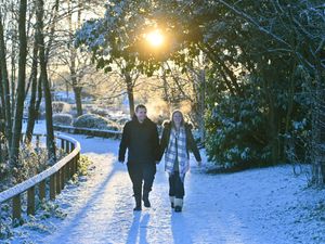 Supporting image for story: 52 images captures West Midlands turned into a winter wonderland as snow settles in the region