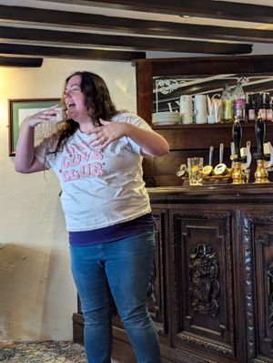 Laura Liptrot performing 'Weight off my Chest' at the Midlands Fringe.