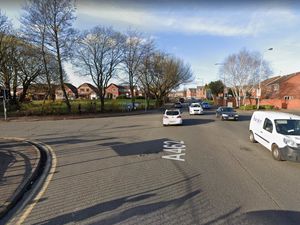 Supporting image for story: Buses diverted after lorry and car crash in Willenhall