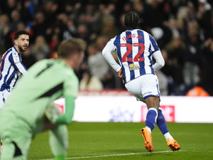 Supporting image for story: Why 'unpredictable' Samuel Iling-Junior can step into big West Brom shoes of £10m man Tom Fellows